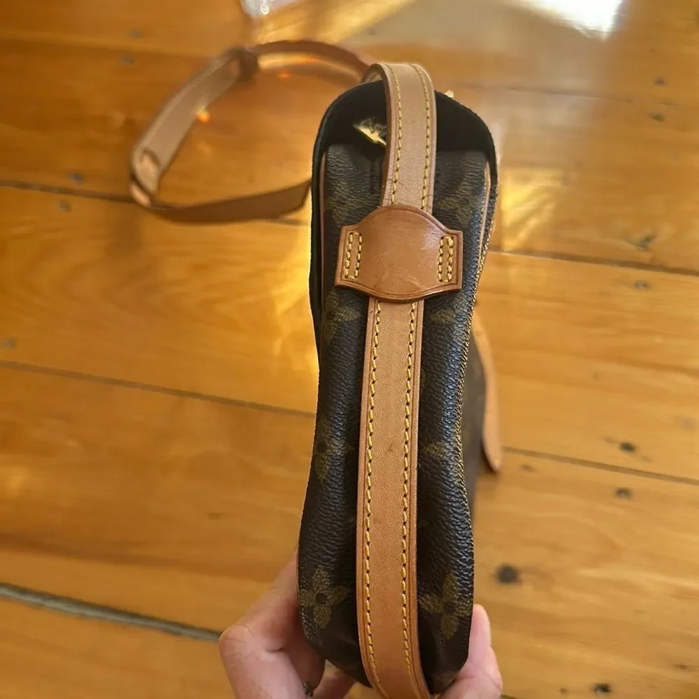 Authentic Vintage Louis Vuitton Saint Germain 28 - Picture 5 of 16